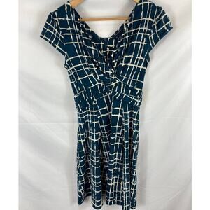 Banana Republic V Neck Twist front geometric pattern dress size 4